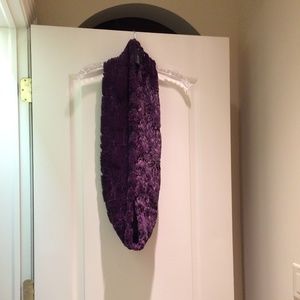 FAUX FUR INFINITY SCARF